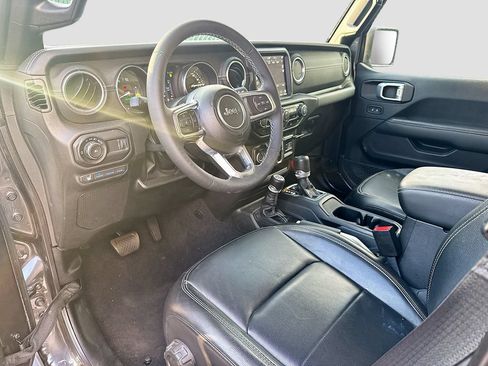 Used 2023 Jeep Wrangler Unlimited Sahara AWD/4WD image 10