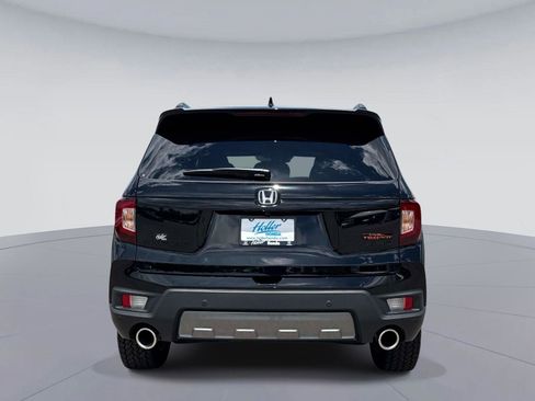 Certified 2025 Honda Passport TrailSport image 5