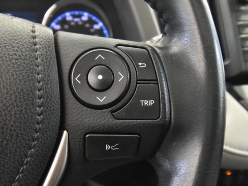 Used 2018 Toyota RAV4 Limited w/ Advanced Technology Package image 27