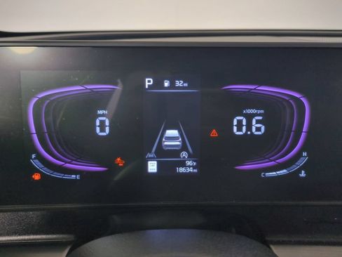 Used 2025 Kia Sportage EX FWD image 34