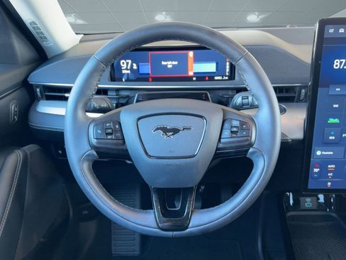 Used 2023 Ford Mustang Mach-E Select image 15