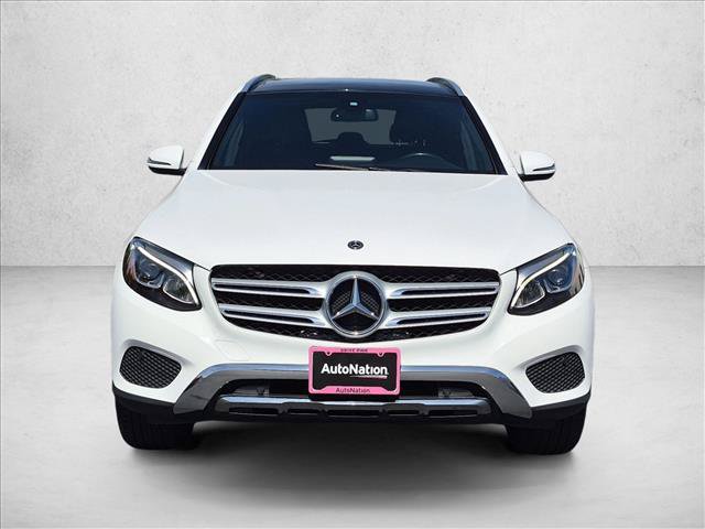 Used 2017 Mercedes-Benz GLC 300 4MATIC image 2