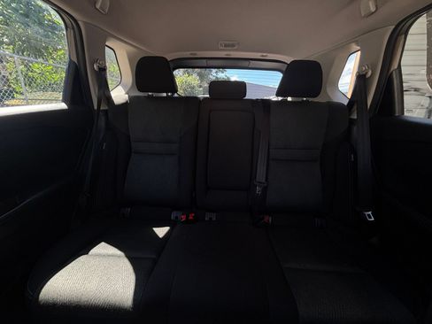 Used 2025 Nissan Rogue SV AWD/4WD image 38