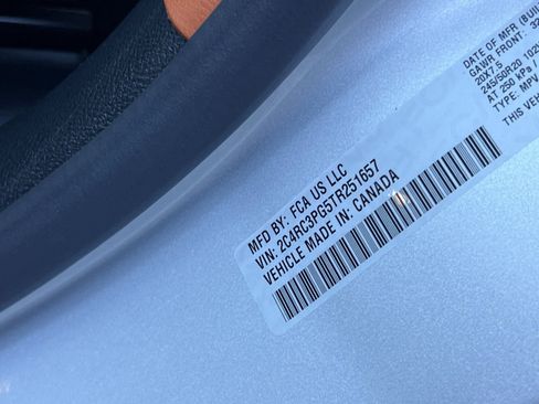New 2026 Chrysler Pacifica Pinnacle AWD/4WD image 30
