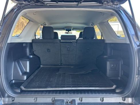 Used 2017 Toyota 4Runner TRD Off-Road image 36