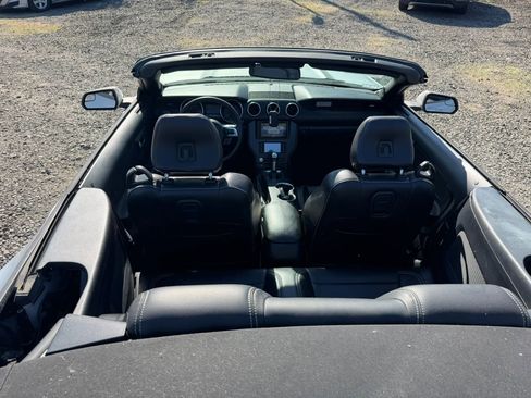 Used 2015 Ford Mustang Convertible w/ Equipment Group 051A RWD image 17