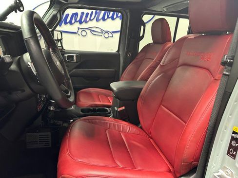 Used 2024 Jeep Wrangler Unlimited Rubicon 392 AWD/4WD image 19