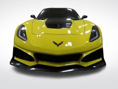 Used 2018 Chevrolet Corvette Z06 w/ Battery Protection Package image 9