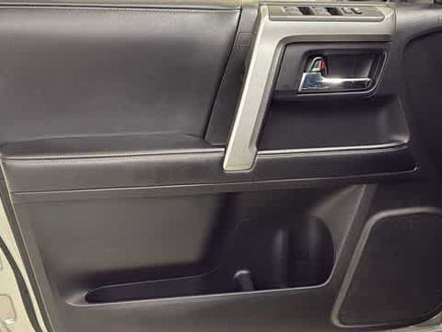 Used 2018 Toyota 4Runner SR5 RWD image 11
