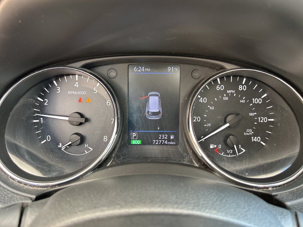 Used 2020 Nissan Rogue S FWD image 16