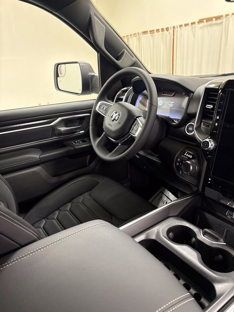 New 2026 RAM 1500 Big Horn AWD/4WD image 24
