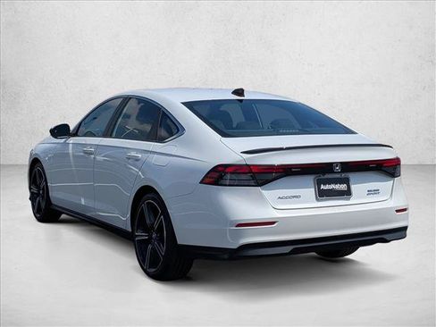 Used 2024 Honda Accord Sport image 8