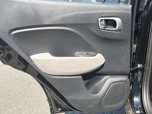 New 2026 Hyundai Venue SEL FWD image 21