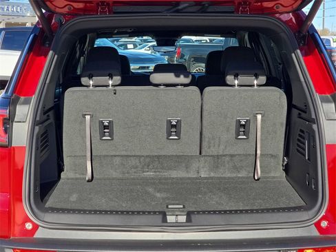 New 2026 GMC Acadia Elevation image 13