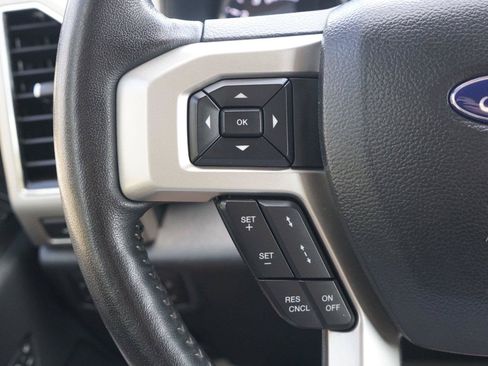 Certified 2022 Ford F250 Lariat w/ Lariat Ultimate Package AWD/4WD image 15