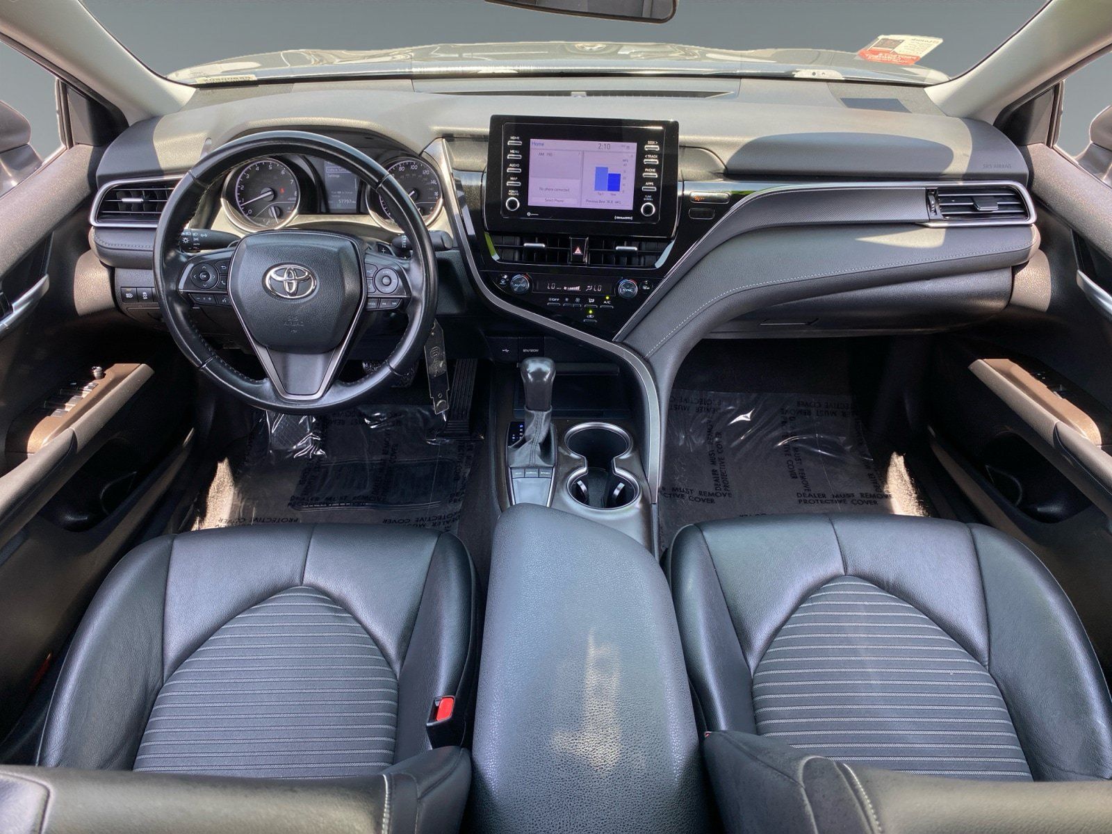 Used 2023 Toyota Camry SE FWD image 10