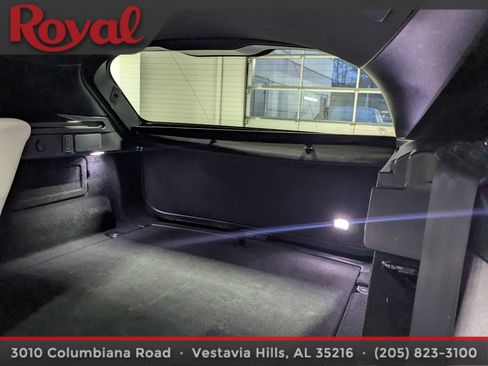 Used 2022 Land Rover Range Rover Velar R-Dynamic S image 16