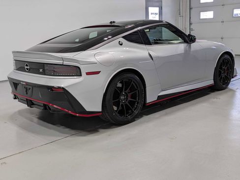 Used 2024 Nissan Z NISMO w/ Floor Mat Package image 8