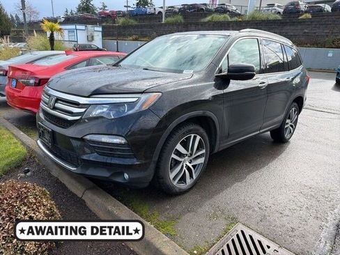 Used 2017 Honda Pilot Elite image 1