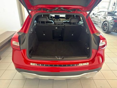 Used 2019 Mercedes-Benz GLA 250 4MATIC image 44