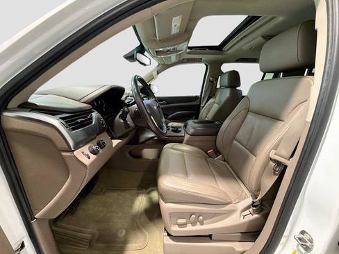 Used 2016 Chevrolet Suburban LT AWD/4WD image 19