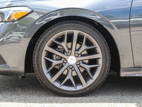 Used 2022 Honda Civic Touring image 8