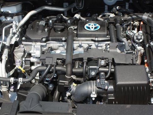 Used 2024 Toyota Corolla SE image 25