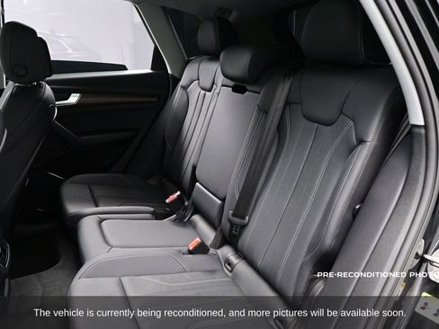 Used 2024 Audi Q5 2.0T Premium w/ Convenience Package image 31