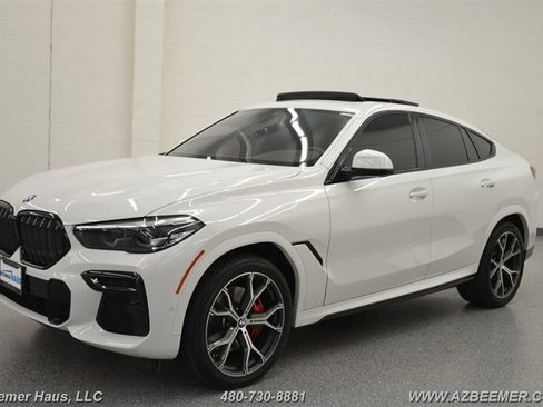 Used 2022 BMW X6 xDrive40i w/ M Sport Package AWD/4WD image 4