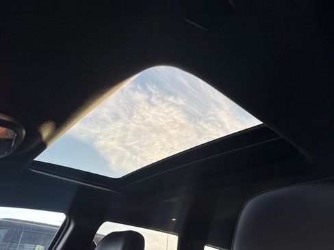 Used 2019 Jeep Grand Cherokee Altitude image 7