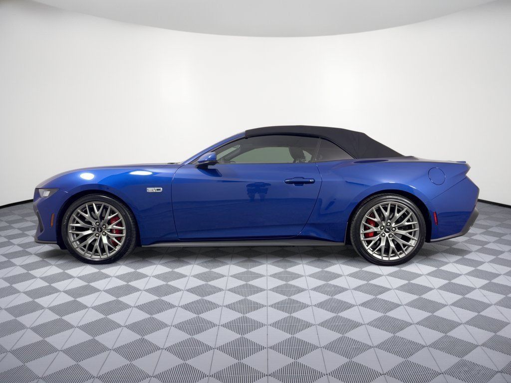 Used 2024 Ford Mustang GT Premium RWD image 2
