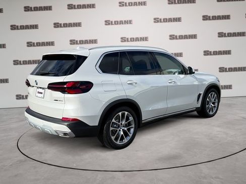 New 2026 BMW X5 xDrive50e w/ Climate Comfort Package AWD/4WD image 5
