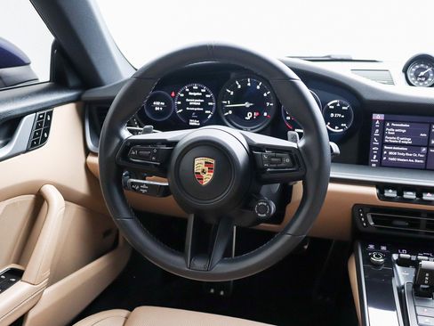 Used 2021 Porsche 911 Carrera RWD image 19