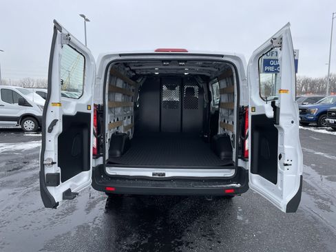 Used 2024 Ford Transit 250 Low Roof w/ Exterior Upgrade Package image 5