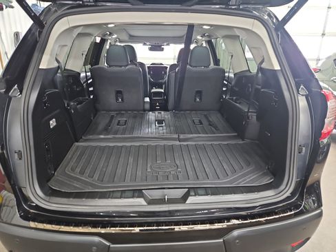 Used 2024 Subaru Ascent Onyx Edition Limited AWD/4WD image 15