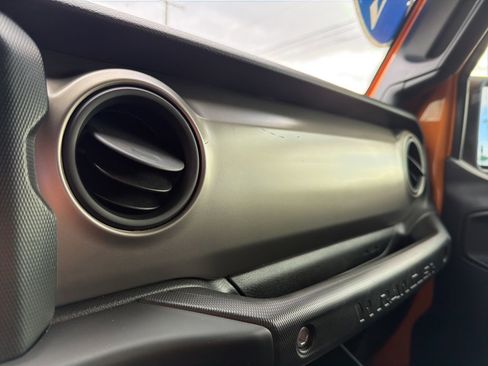 Used 2021 Jeep Wrangler Sport S image 59