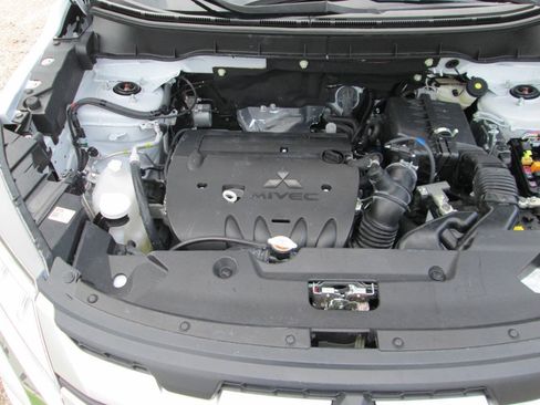 Used 2025 Mitsubishi Outlander Sport ES AWD/4WD image 36