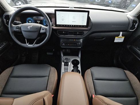 New 2025 Ford Bronco Sport Outer Banks image 5