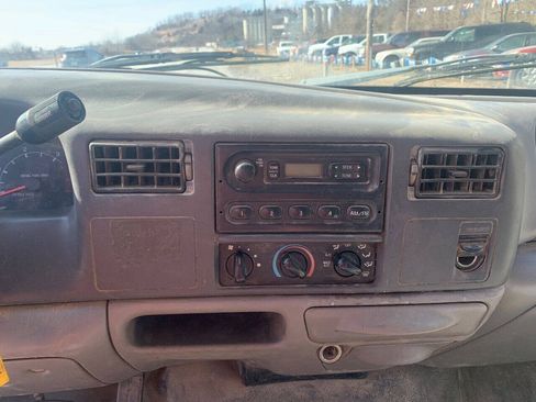Used 1999 Ford F250 XLT RWD image 17