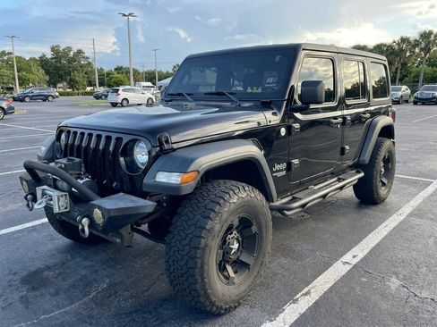 Used 2018 Jeep Wrangler Unlimited Sport S AWD/4WD image 1