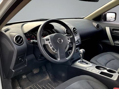 Used 2015 Nissan Rogue S w/ Convenience Package FWD image 14