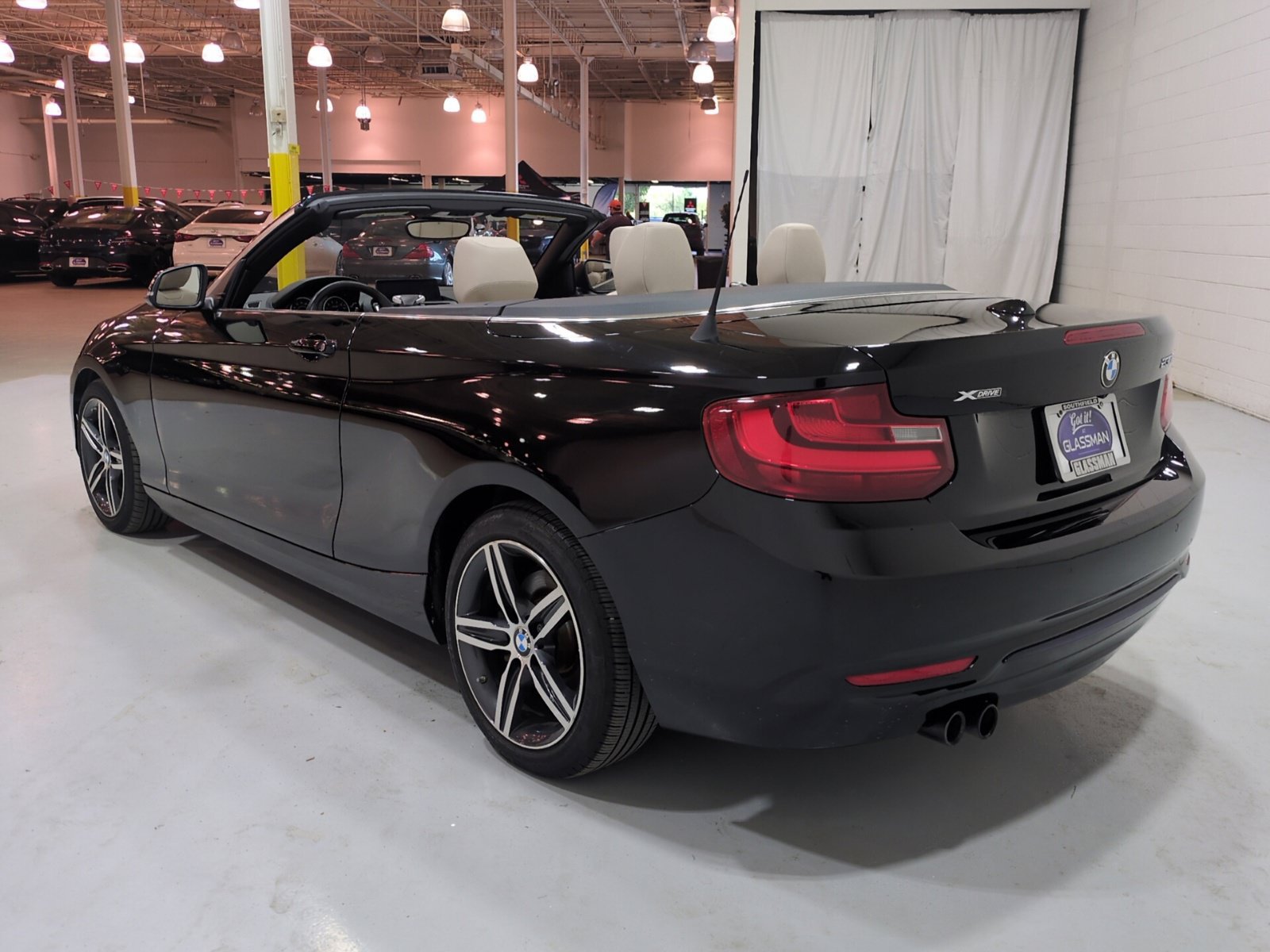 Used 2017 BMW 230i xDrive Convertible AWD/4WD image 7