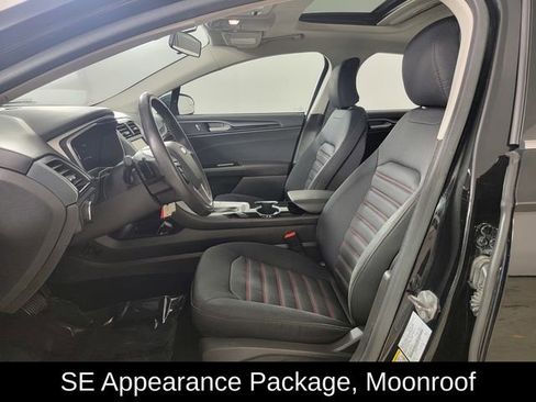 Used 2016 Ford Fusion SE FWD image 13
