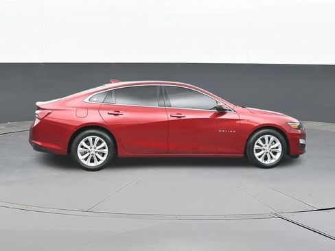 Used 2022 Chevrolet Malibu LT FWD image 17