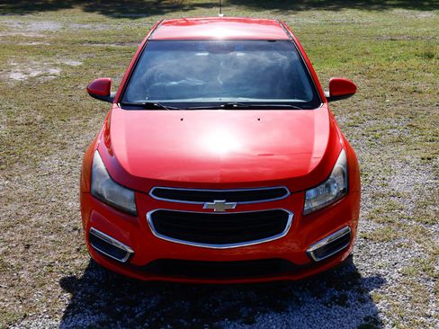 Used 2016 Chevrolet Cruze LT image 17