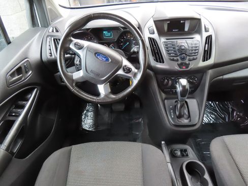 Used 2018 Ford Transit Connect XL image 12