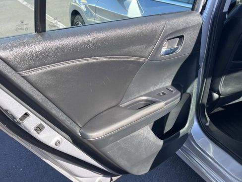 Certified 2017 Honda Accord Touring image 24