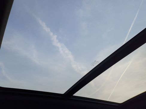 Used 2026 Chevrolet Tahoe High Country image 28