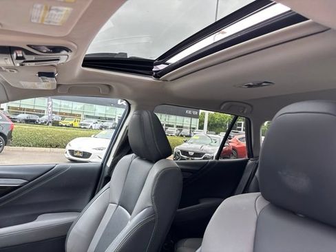 Used 2020 Subaru Outback Onyx Edition XT w/ Popular Package #2 AWD/4WD image 8