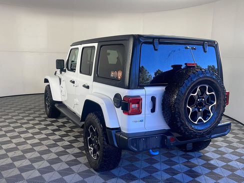 Used 2023 Jeep Wrangler Sahara w/ Cold Weather Group image 9